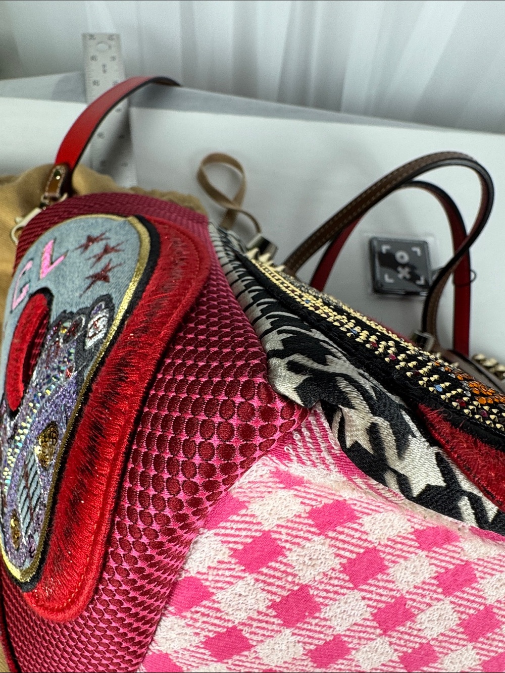 Christian Louboutin Caracaba Large Mix-Print Tote Motif Embroidered Multicolor - Picture 11 of 16